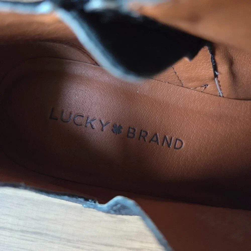 Lucky Brand excellent lucky